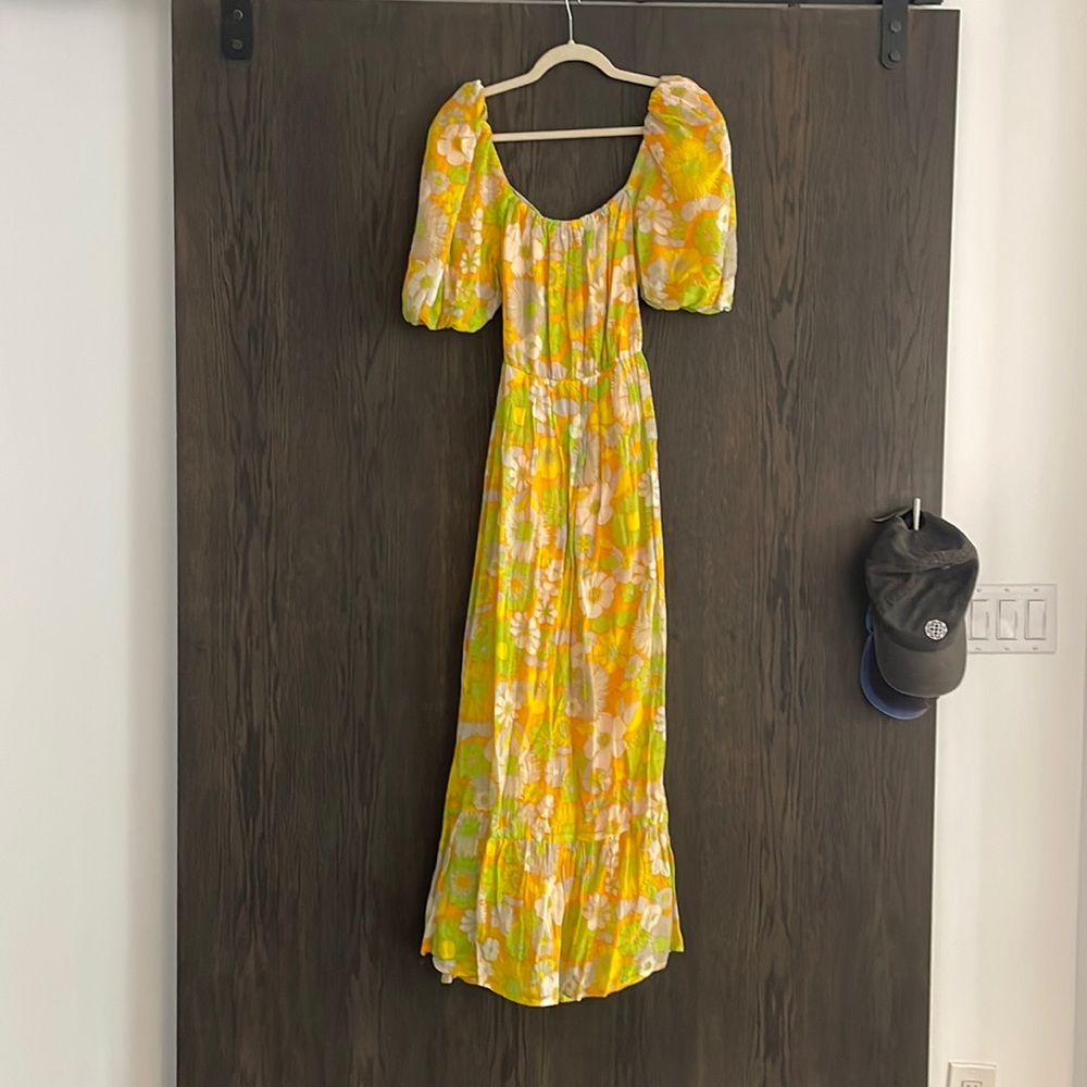 ANTIK BATIK open back floral dress. Size 2. Originally $305 selling for $150.